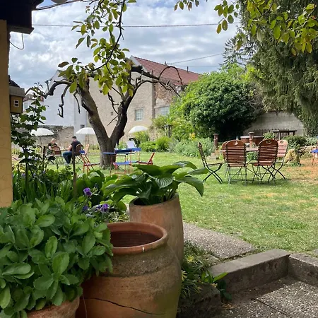 Hiestands Gaestehaus - Weingut & Hofbrennerei 3*