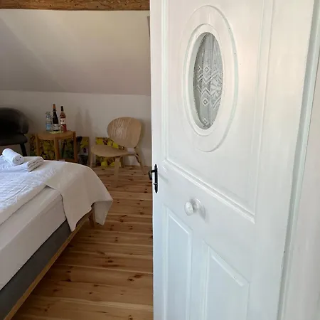 Hiestands Gaestehaus - Weingut & Hofbrennerei Guntersblum