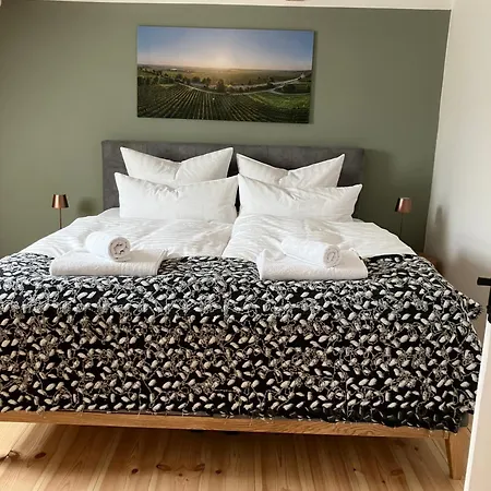 Gæstehus Hiestand's Gaestehaus - Weingut & Hofbrennerei 3*