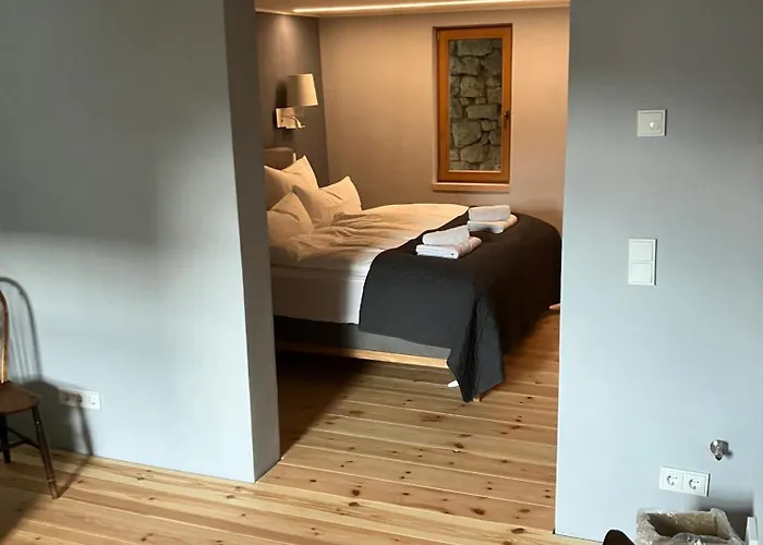 Hiestands Gaestehaus - Weingut & Hofbrennerei Guntersblum