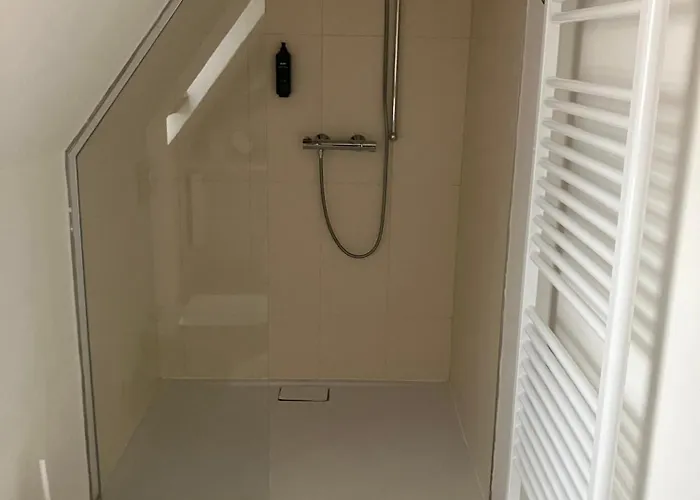 Hiestands Gaestehaus - Weingut & Hofbrennerei Casa de hóspedes 3*