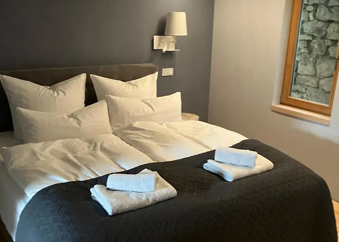 Hiestands Gaestehaus - Weingut & Hofbrennerei 3* Guntersblum