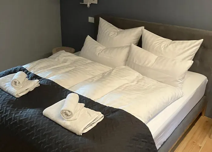 Hiestands Gaestehaus - Weingut & Hofbrennerei 3* Guntersblum